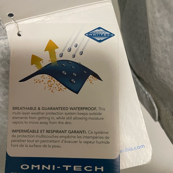 Columbia Women’s Rain Coat - Picture 6 of 8